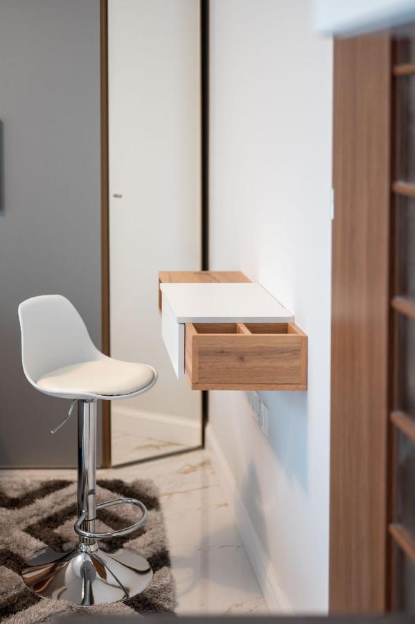 Modern Central Studio Lägenhet Sofia Exteriör bild
